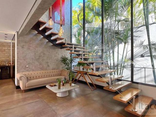 Casa com 4 dormitórios à venda, 502 m² por R$ 5.300.000,00 Tamboré Santana de Parnaíba/SP
