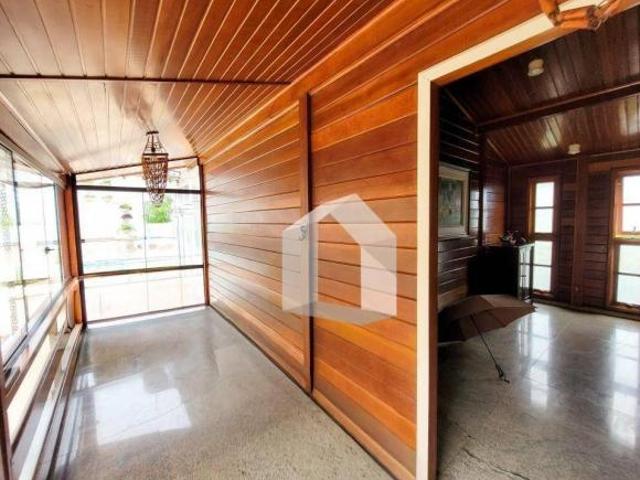 Casa com 4 dormitórios à venda, 530 m² por R$ 2.100.000,00 Chácara Praia do Sol Poços de Caldas/
