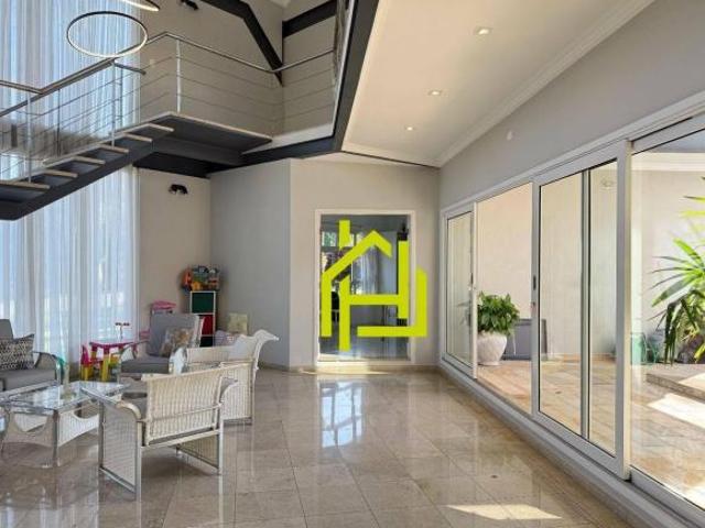 Casa com 4 dormitórios à venda, 550 m² por R$ 3.650.000,00 Condomínio Lago Azul Araçoiaba da Ser