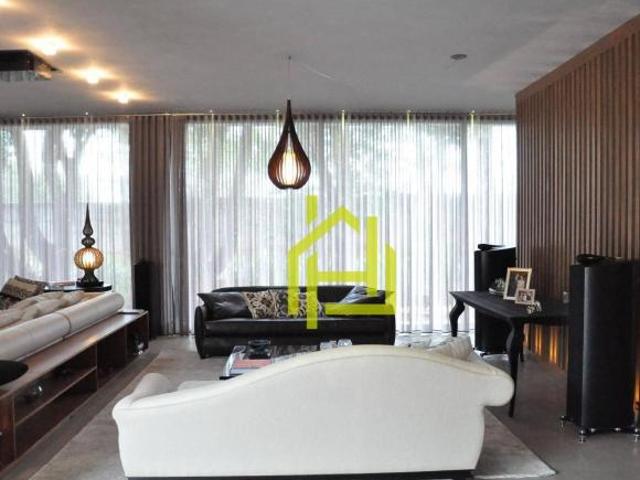 Casa com 4 dormitórios à venda, 550 m² por R$ 6.300.000,00 Condomínio Lago Azul Araçoiaba da Ser
