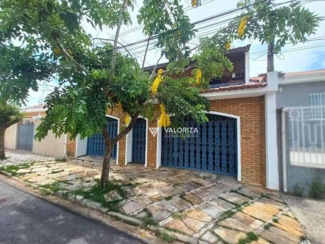 Casa com 4 dormitórios à venda, 575 m² por R$ 1.150.000,00 Jardim Leocádia Sorocaba/SP