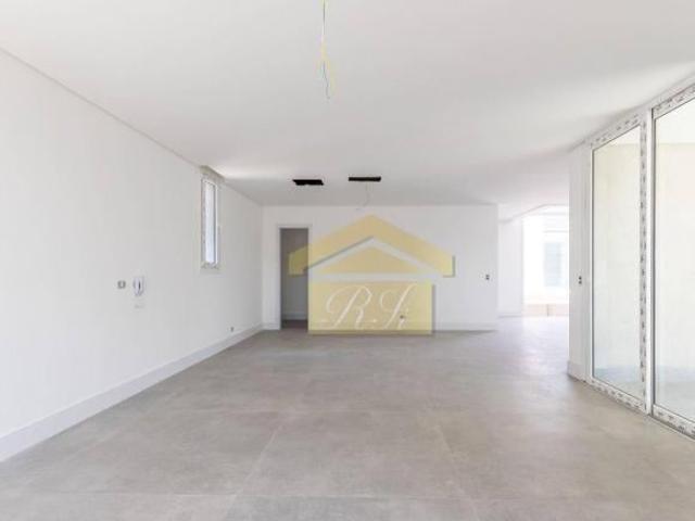 Casa com 4 dormitórios à venda, 686 m² Jardim Cordeiro São Paulo/SP