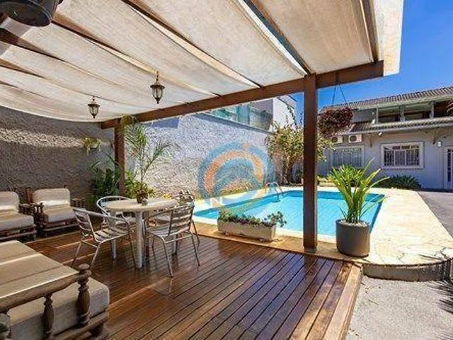 Casa com 4 dormitórios à venda, 712m² por R$ 1.900.000 Santa Felicidade Curitiba/PR