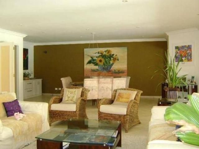 Casa com 4 dormitórios à venda, 800 m² por R$ 6.000.000,00 Villa Vianna Cotia/SP