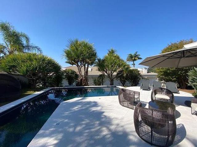 Casa com 4 dormitórios à venda, 980 m² por R$ 12.000.000,00 Alphaville Tamboré Santana de Parnaí