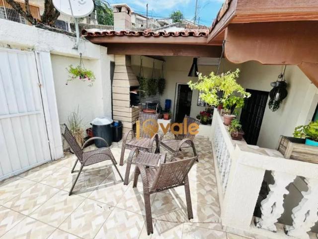 Casa com 4 dormitórios à venda Centro Jacareí/SP