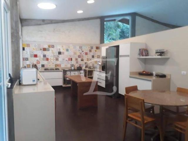 Casa com 4 dormitórios à venda em condomínio, 556 m² por R$ 2.750.000 Serra da Cantareira Mairip