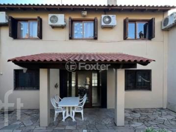 Casa com 4 dormitórios em Porto Alegre