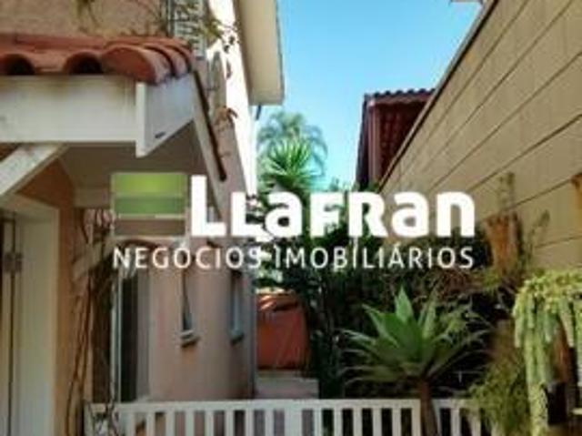 Casa com 4 dormitórios em São Paulo