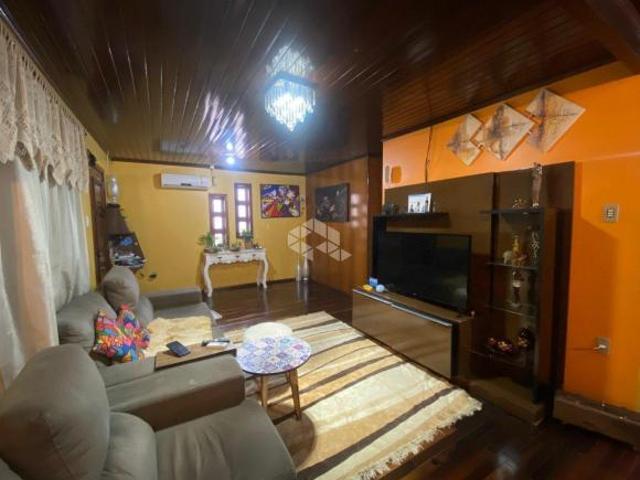 Casa com 4 dormitórios em Santa Cruz do Sul