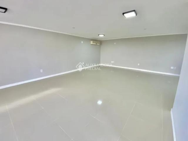 Casa com 4 dormitórios no bairro Espírito Santo