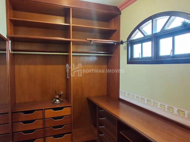 Casa com 4 dormitórios para alugar no Jardim São Caetano REF. HI14627