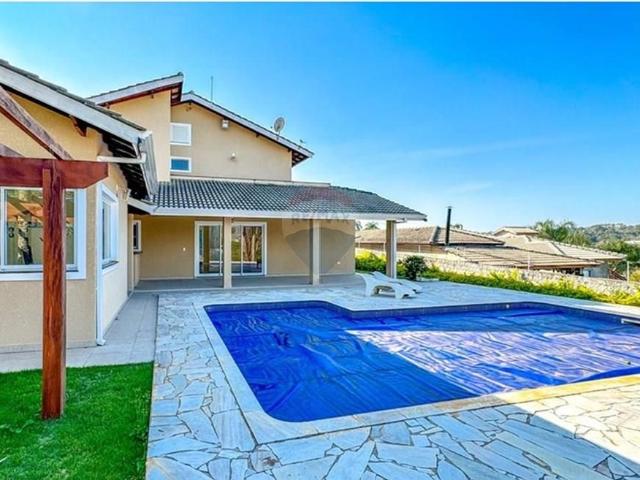 Casa com 4 dormitórios para alugar por R$7.000,00/mês Jd. Estância Brasil Atibaia SP