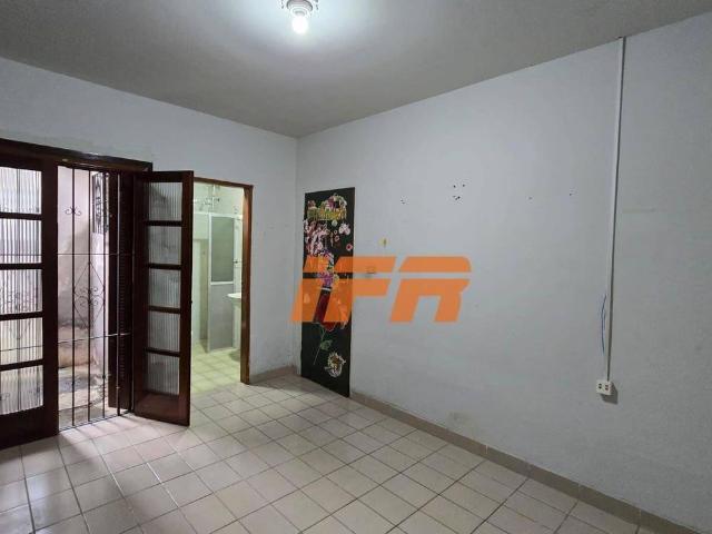 Casa Com 4 Dormitórios Para Alugar, 146 m² por R$2.210,00/mês Jardim Das Nações Taubaté/sp