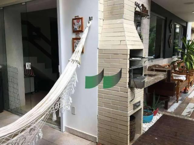 Casa com 4 dormitórios para alugar, 173 m² por R$ 5.000,00/ano Buraquinho Lauro de Freitas/BA