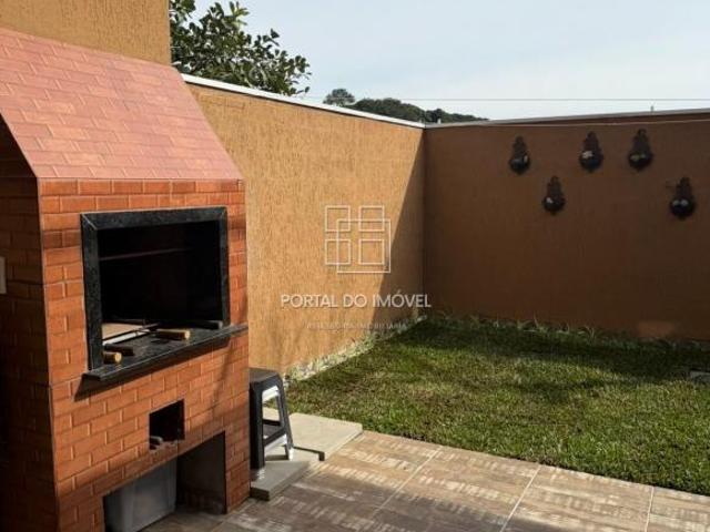 CASA COM 4 DORMITORIOS, 1 ESCRITÓRIO NO CONDOMÍNI