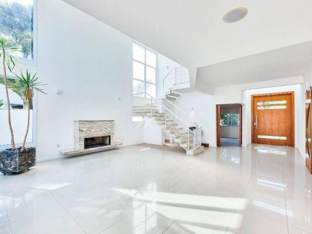 Casa Com 4 Dormitórios, 330 m² Venda por R$3.500.000ou Aluguel por R$15.980,83/mês Conjunt