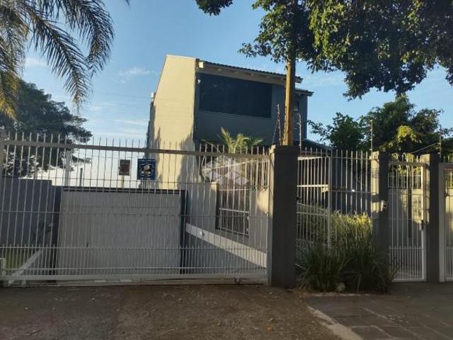 Casa com 4 pavimentos, 3 dormitórios, sendo 1 Suíte, 236,00 m ² privativo, Bairro Jardim Floresta