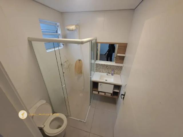 Casa com 4 Quarto s e 2 banheiro s para Alugar, 220 m² por R$ 4400 / Mês