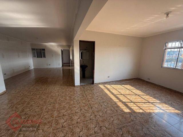 Casa com 4 quartos, 150 m², aluguel por R$ 3.000/mês ou à venda por R$ 3.000.000