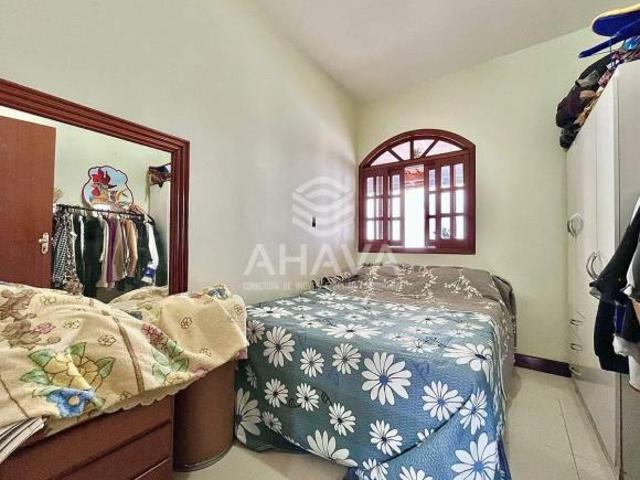 Casa com 4 Quartos à Venda 360m² Itapoã Próximo à Avenida Portugal
