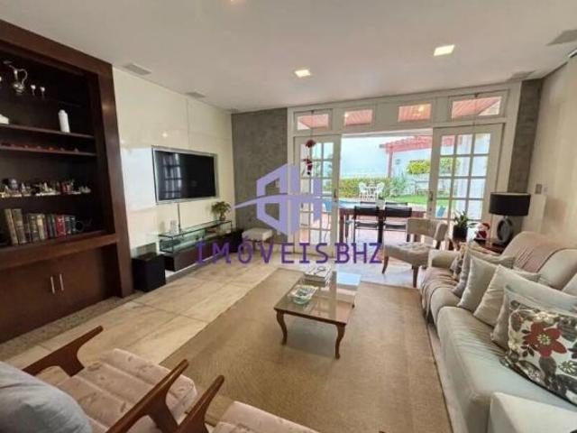 Casa com 4 Quartos à venda, 393m² Castelo