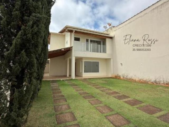 Casa com 4 quartos à venda em Varginha, no bairro Jardim Cidade Nova