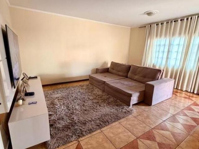 Casa com 4 quartos à venda em Varginha, no bairro Novo Horizonte
