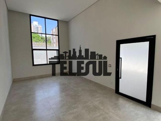 Casa com 4 quartos à venda em Varginha, no bairro Santa Luiza