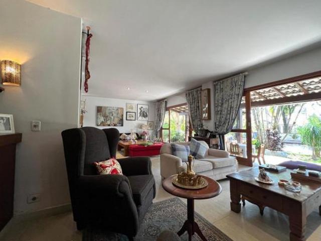 Casa com 4 quartos à venda em Alphaville SP