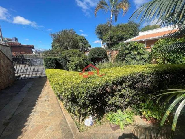 Casa com 4 quartos à venda em Belo Horizonte, no bairro Caiçaras