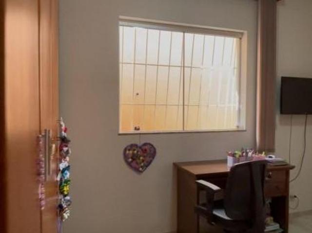 Casa com 4 quartos à venda em Belo Horizonte, no bairro Castelo