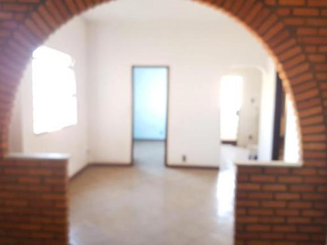 Casa com 4 quartos à venda em Belo Horizonte, no bairro Aarão Reis