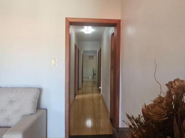Casa com 4 quartos à venda em Belo Horizonte, no bairro Goiânia