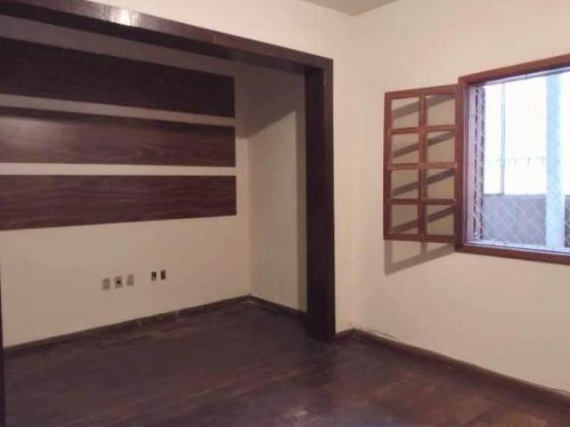 Casa com 4 quartos à venda em Belo Horizonte, no bairro Ermelinda