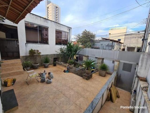 Casa com 4 quartos à venda em Belo Horizonte, no bairro Floresta
