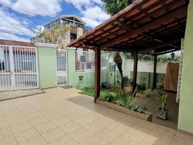 Casa com 4 quartos à venda em Belo Horizonte, no bairro Liberdade