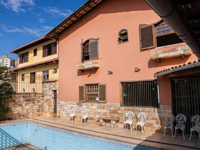 Casa com 4 quartos à venda em Belo Horizonte, no bairro São Bento