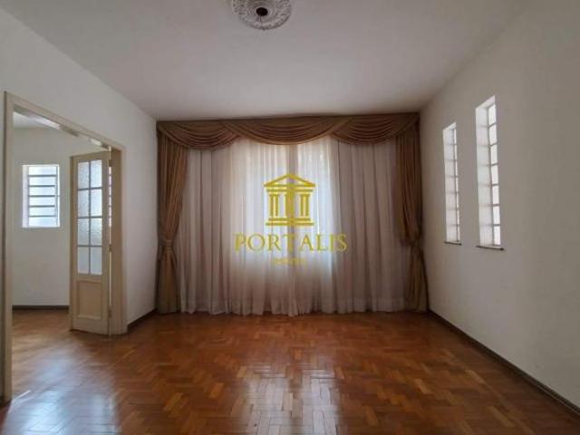 Casa com 4 quartos à venda em Belo Horizonte, no bairro Santo Antônio