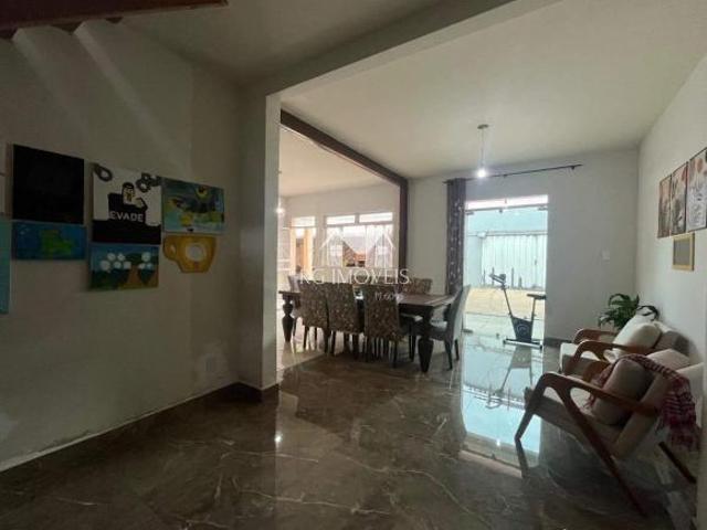 Casa com 4 quartos à venda em Belo Horizonte, no bairro Santa Helena