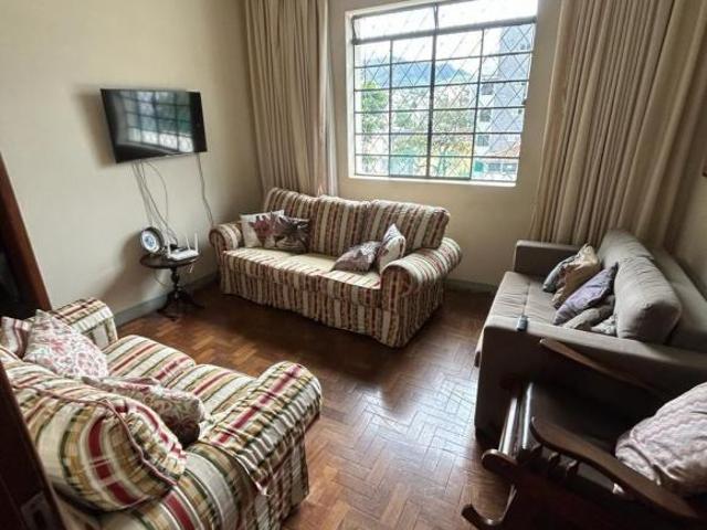 Casa com 4 quartos à venda em Belo Horizonte, no bairro Serra