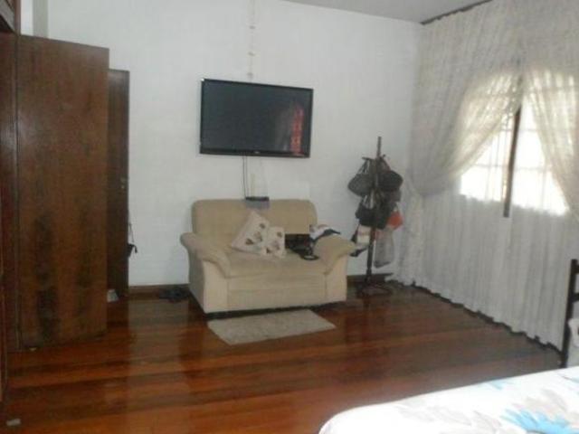 Casa com 4 quartos à venda em Belo Horizonte, no bairro Vila Cloris