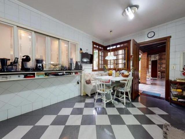 Casa com 4 quartos à venda em Partenon RS