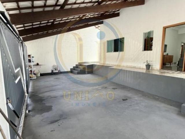 Casa com 4 quartos à venda em Santa Luzia, no bairro Pérola Negra