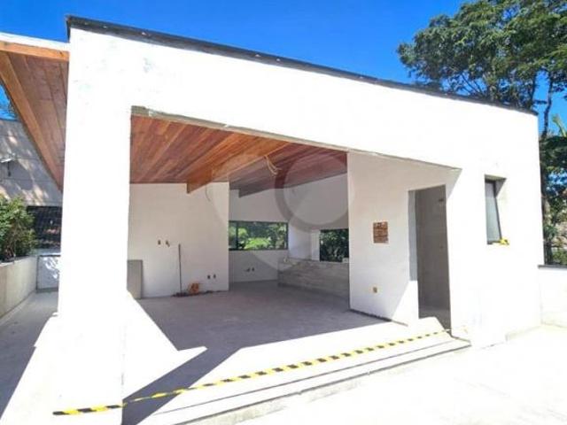 Casa com 4 quartos à venda em Santo amaro SP