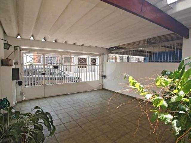 Casa à venda com 4 quartos, sendo 2 suítes, em Chácara Santo Antônio, São Paulo