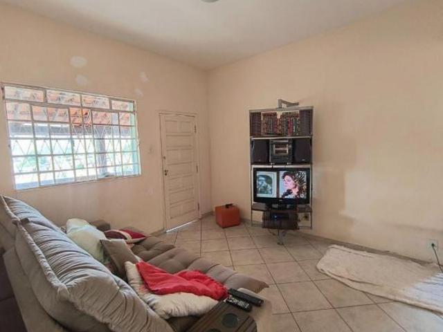 Casa com 4 quartos à venda em Sabará, no bairro Nações Unidas