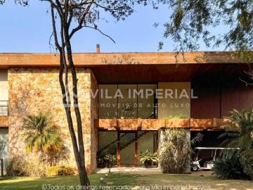 Casa com 4 quartos à venda no condomínio Haras Larissa!