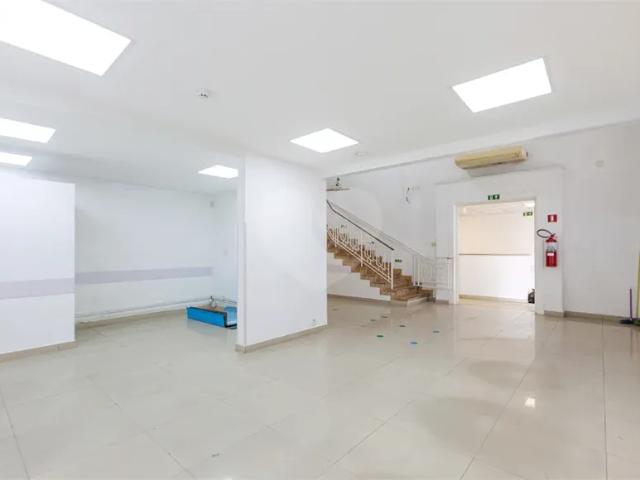 Casa com 4 quartos à venda ou para locação em Consolação SP