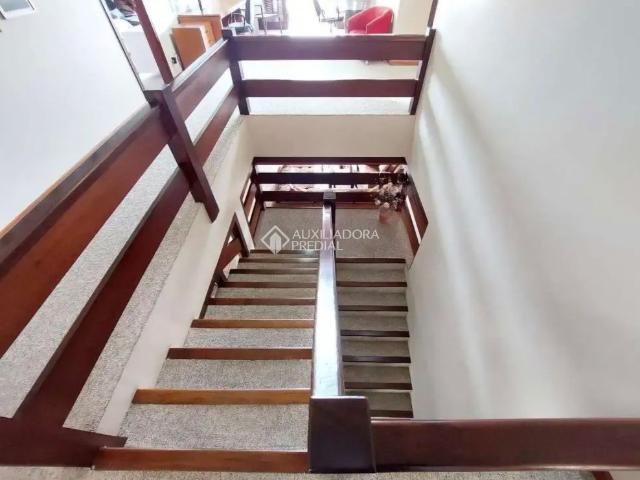Casa com 4 quartos e 410m² para alugar em Centro, Florianópolis